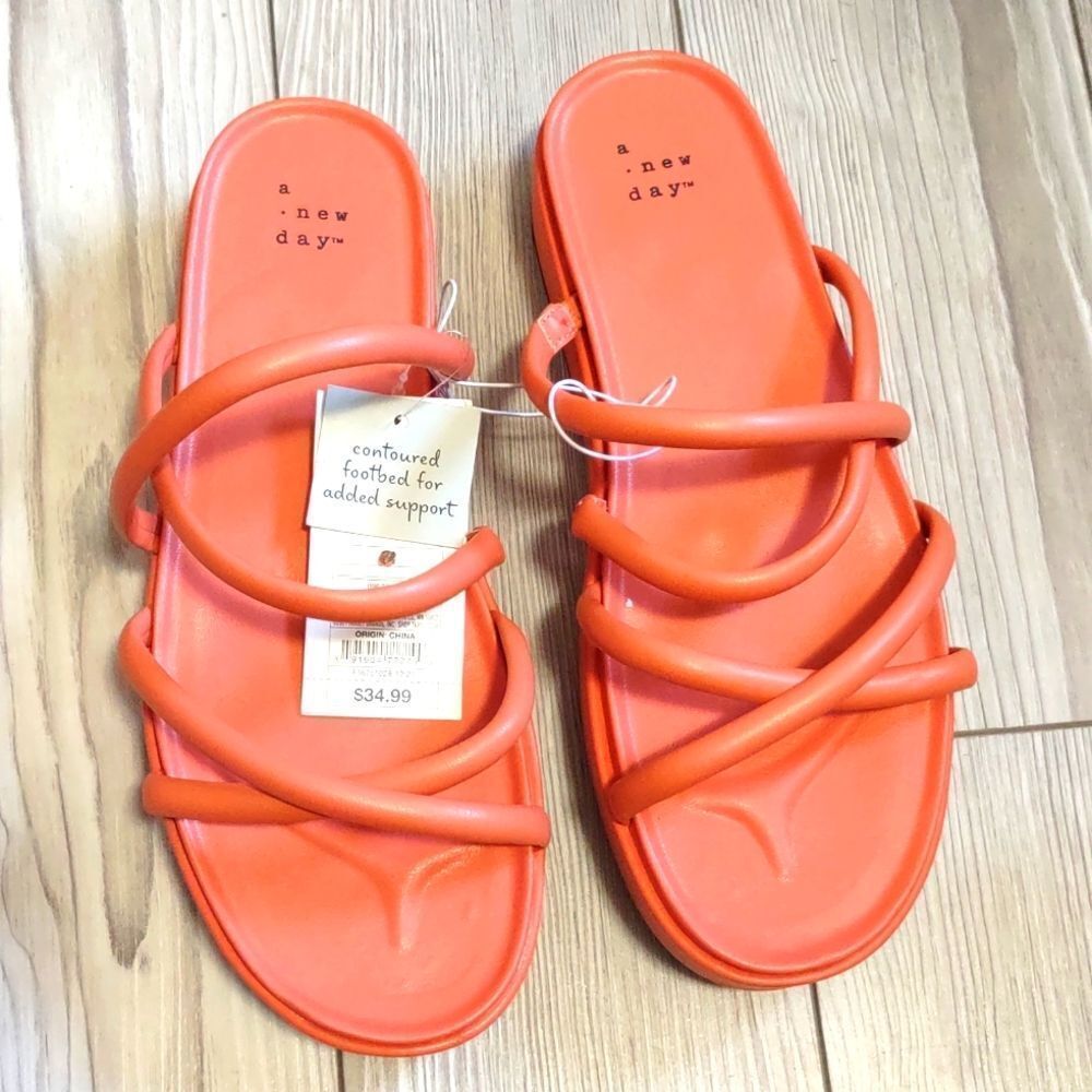 (10-2296) A New Day Apricot Orange DORY Size 7